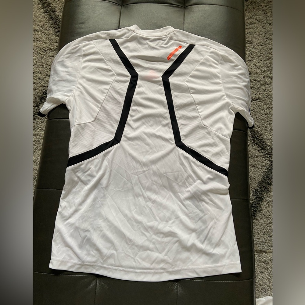 Adidas top size S - Picture 5 of 5